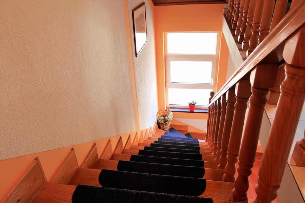 Vila Julija - Apartment & Rooms Otočac Εξωτερικό φωτογραφία
